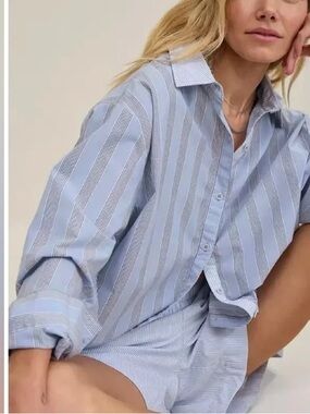 Aerie Light Blue Striped Button-Up Shirt -NWT. size M